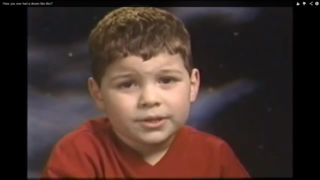 Razi de mori de pustiul asta : Ai avut vreodata un vis de genul asta? 